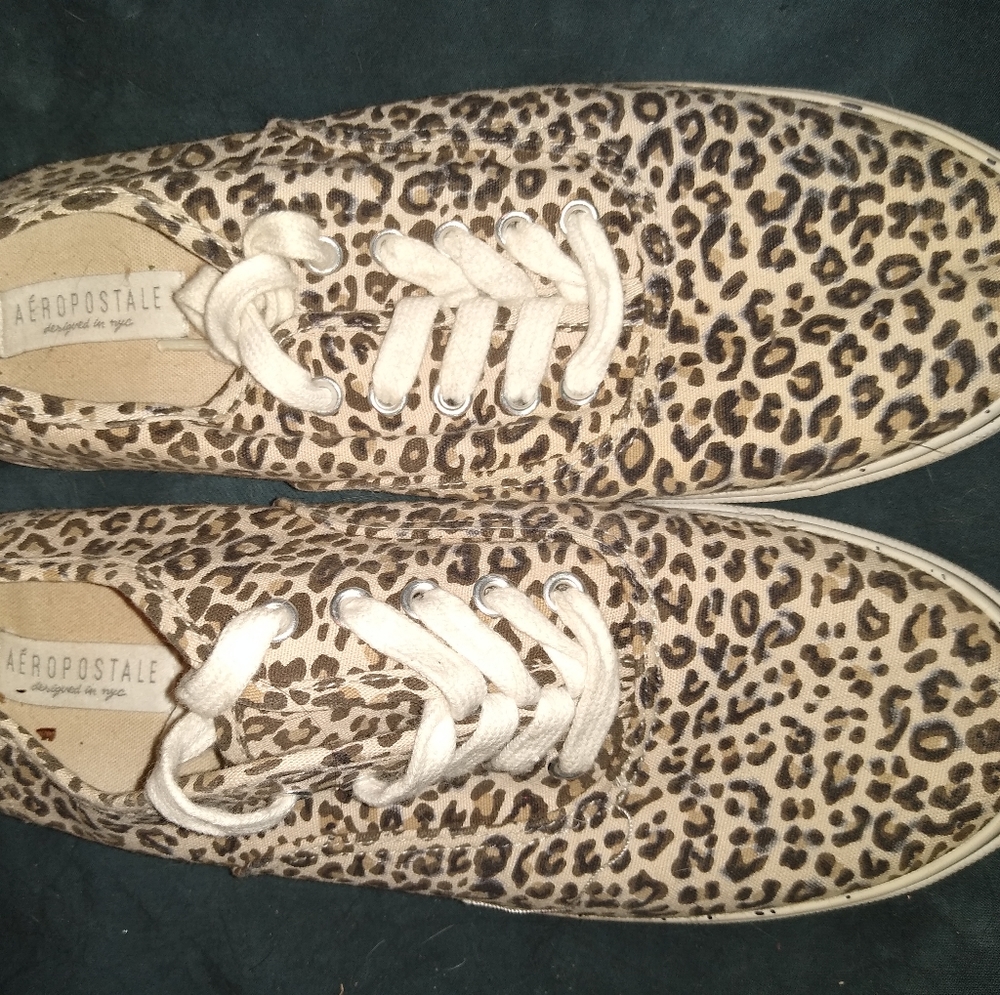 Aeropostale Leopard print sneakers like new!